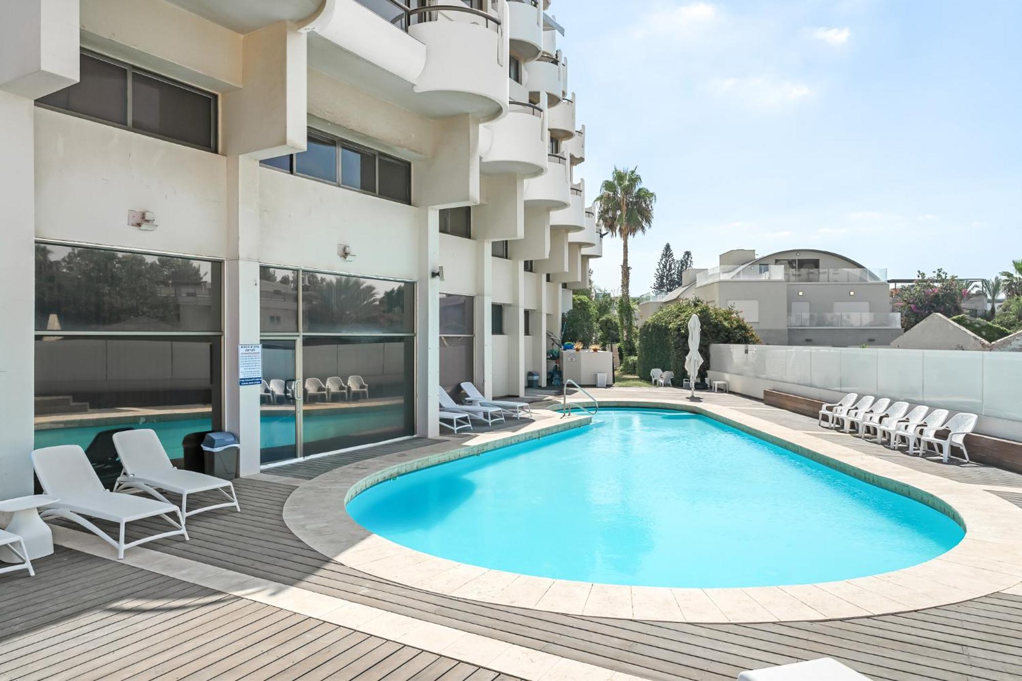 Elegant Duplex With Parking By Beachfront Stay Herzelia 外观 照片
